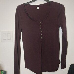 Old Navy Woman Long Sleeve Blouse